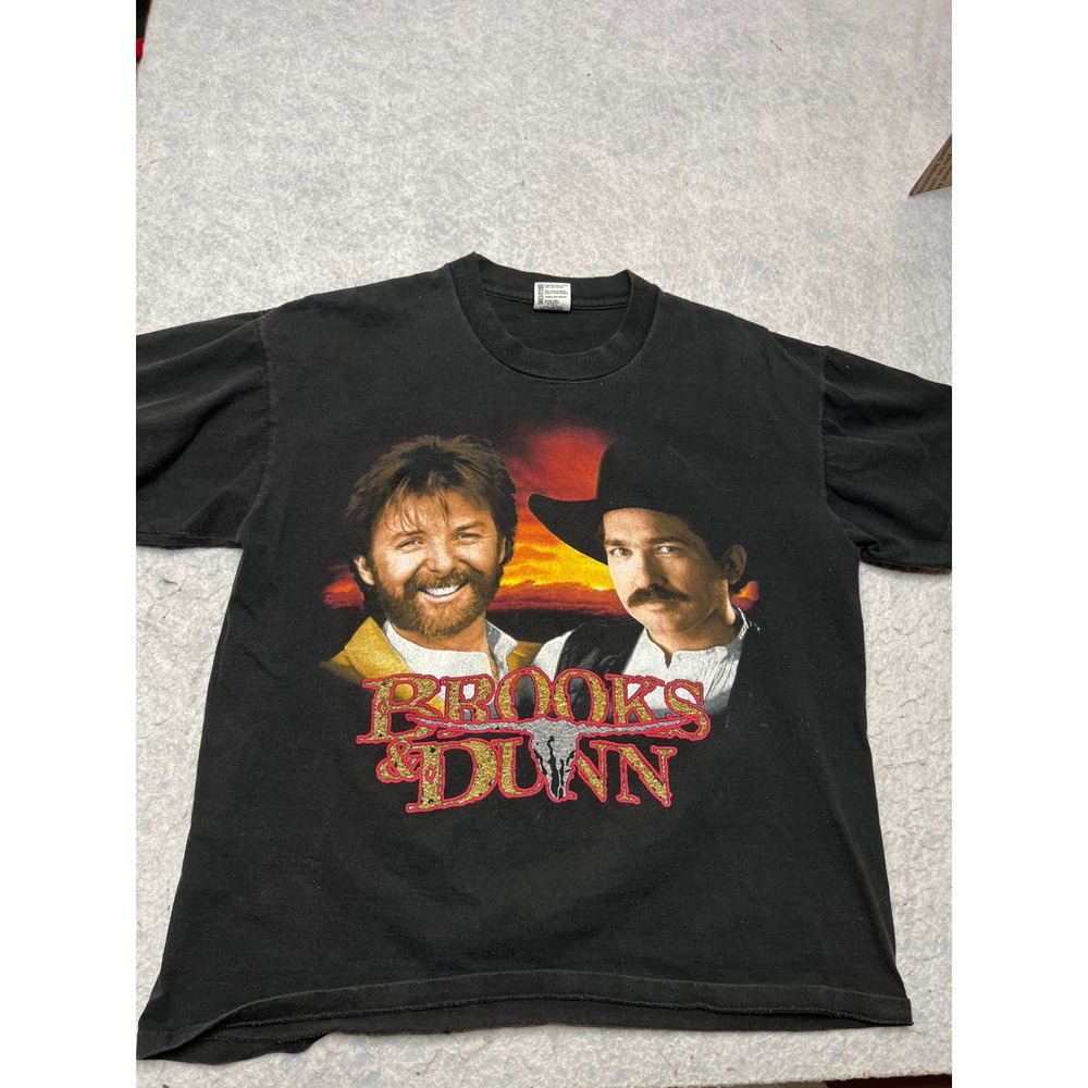 Vintage Brooks & Dunn Waitin on Sundown Tour Shirt Mens L 90s‎ single stitch